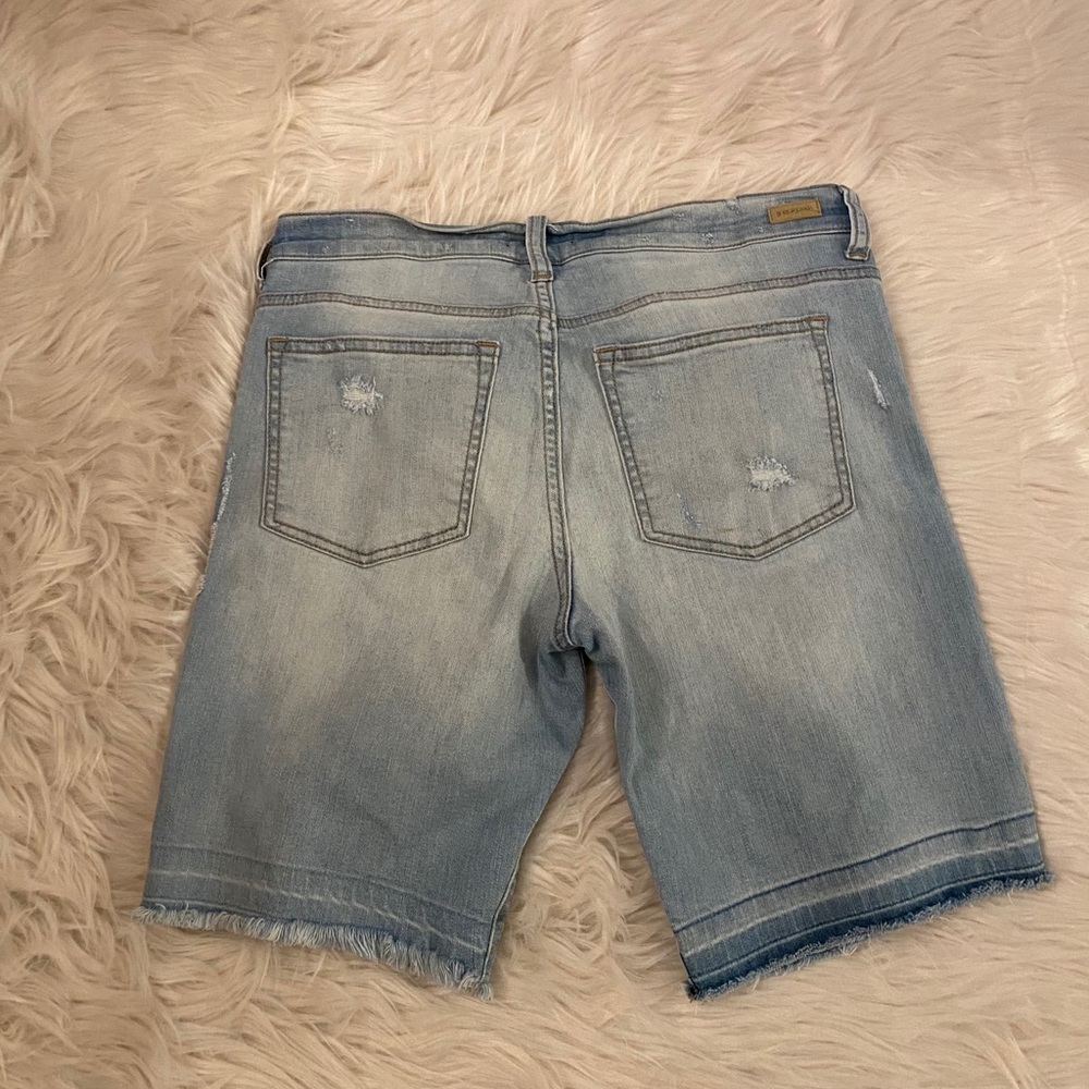 Fashion nova jean shorts. Light wash